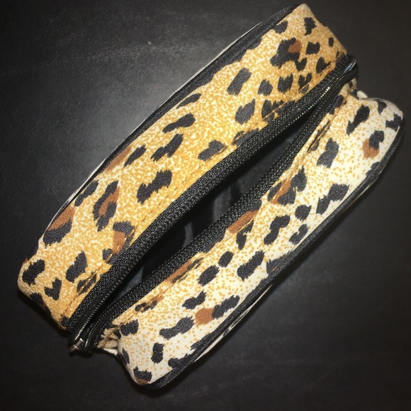 Animal Print Cosmetic Pouch Zip Golden Leopard ๐ - Picture 3 of 4